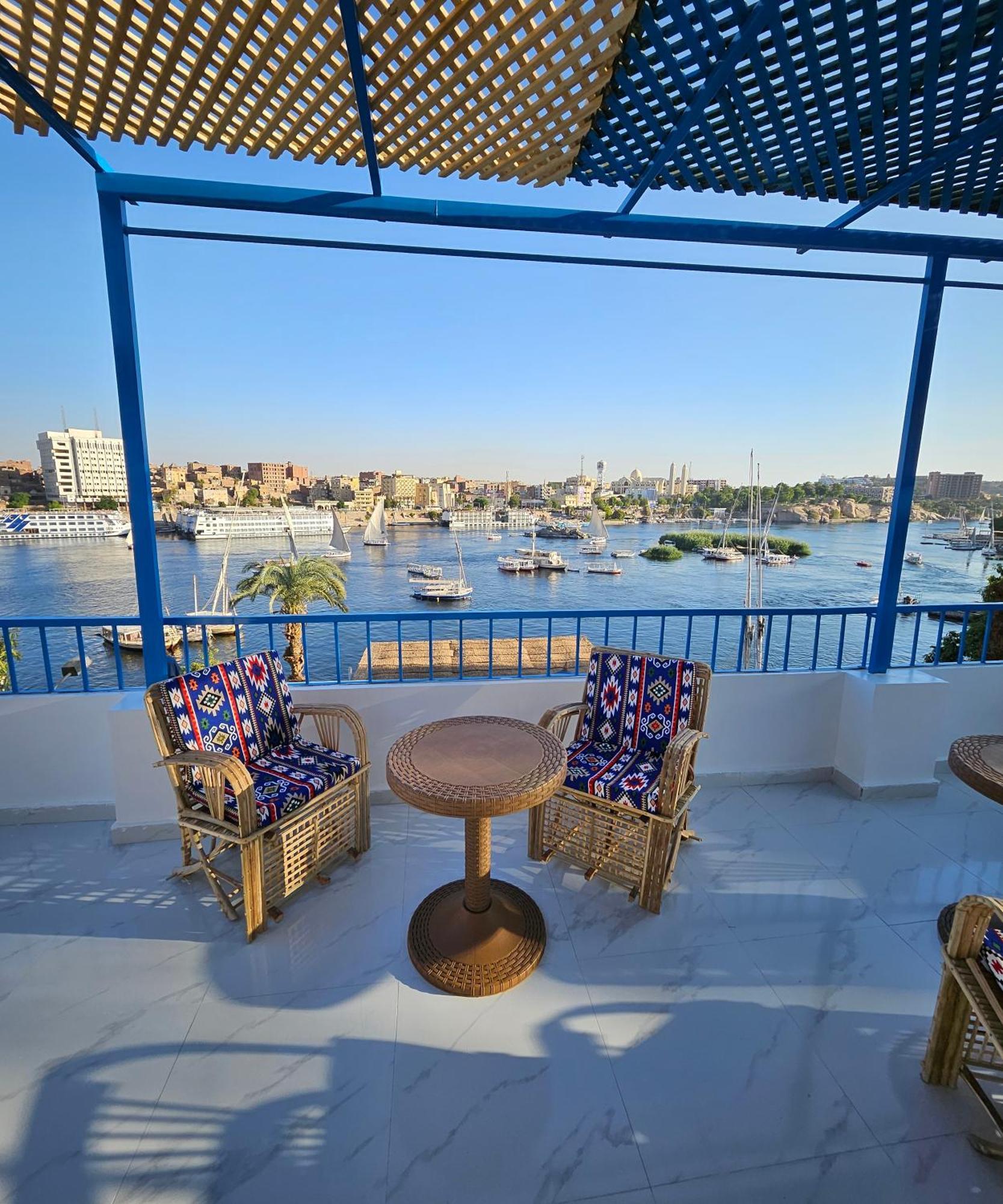 Отель La Terrace Асуан Экстерьер фото
